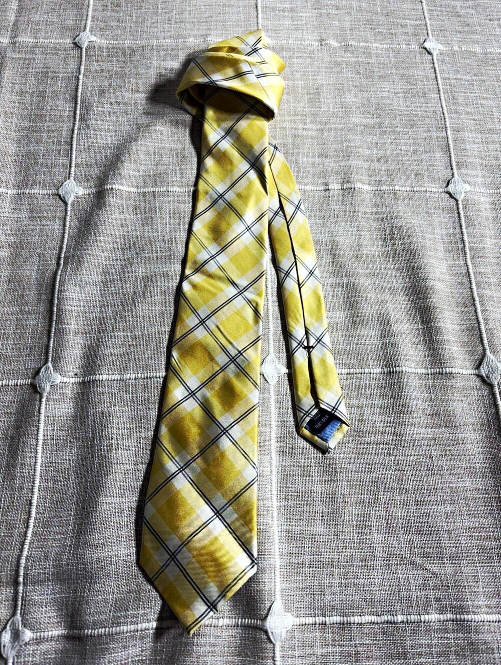 Tommy Hilfiger Men's Yellow Plaid Silk Tie Woven White Black Classic Preppy